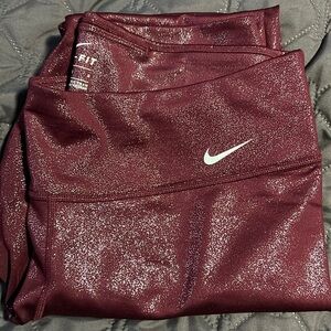 Nike dri fit maroon shimmer 7/8 leggings.